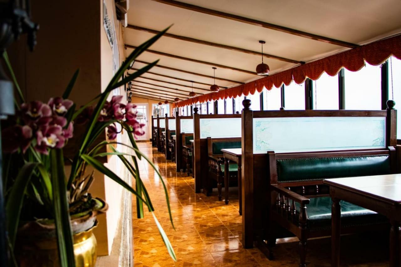 Hotel Travellers' Inn 2*