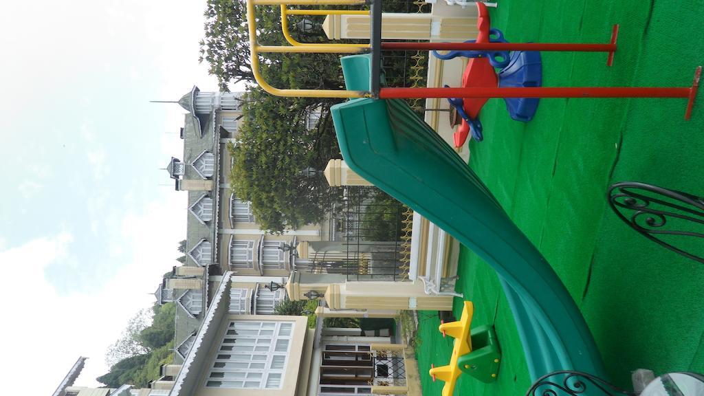 Hotel Cedar Darjeeling (West Bengal)