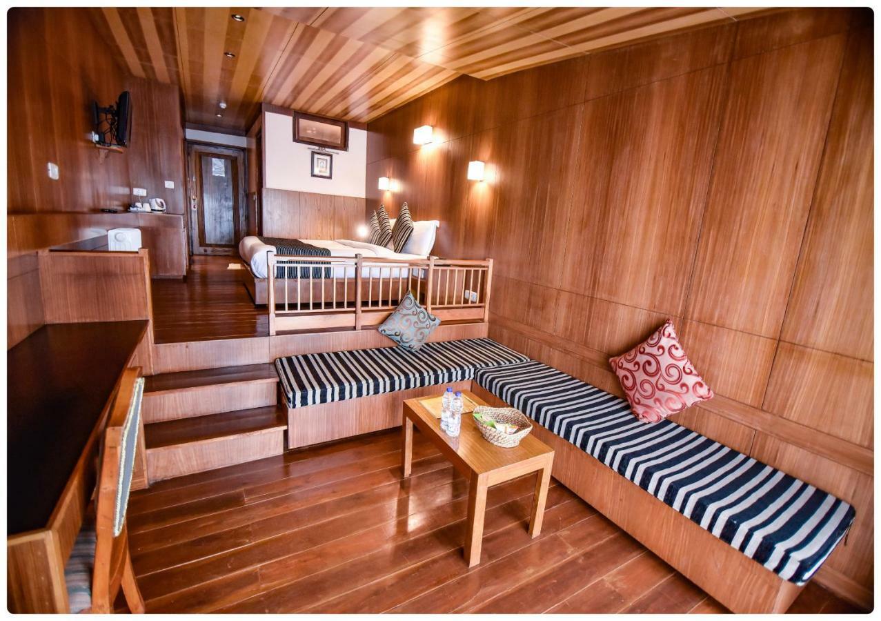 Cedar Hotel