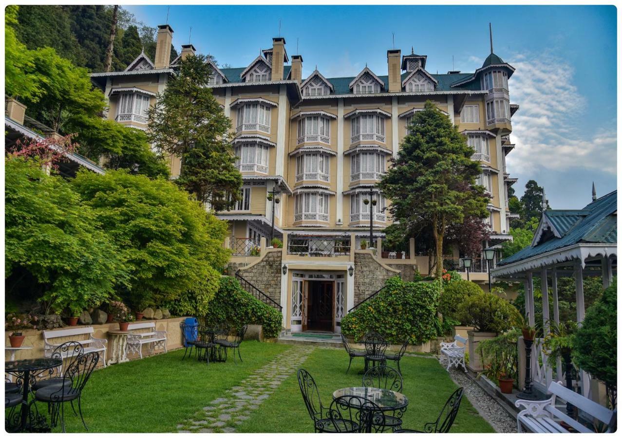 Hotel Cedar 4*