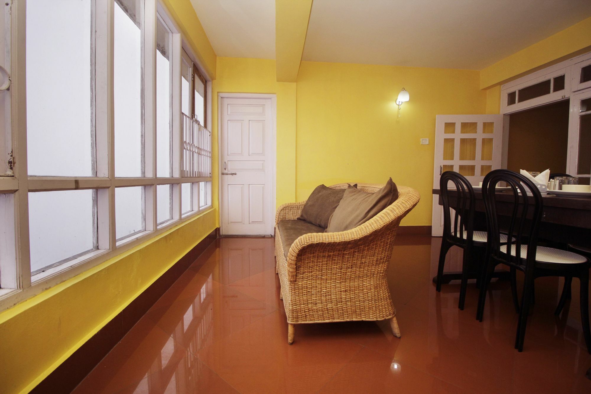 Yang's Hotel 3*