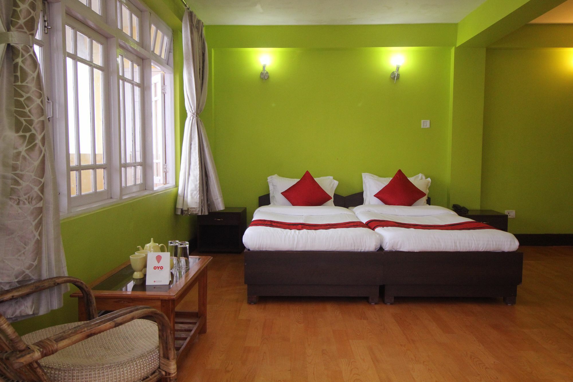 Yang's Hotel 3*
