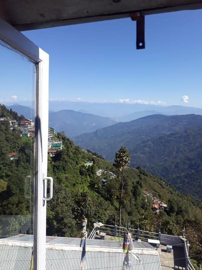 Vamoose Quaint Wood Darjeeling (West Bengal)