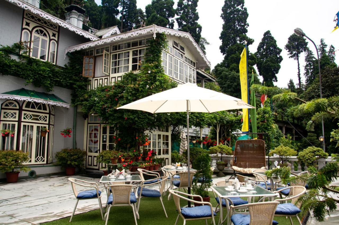 Hotel Udaan Dekeling Resort, Darjeeling 4*