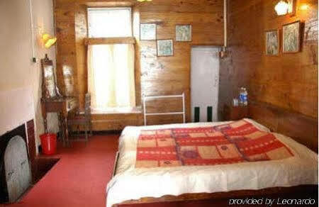 Old - Main Bellevue Heritage 3*