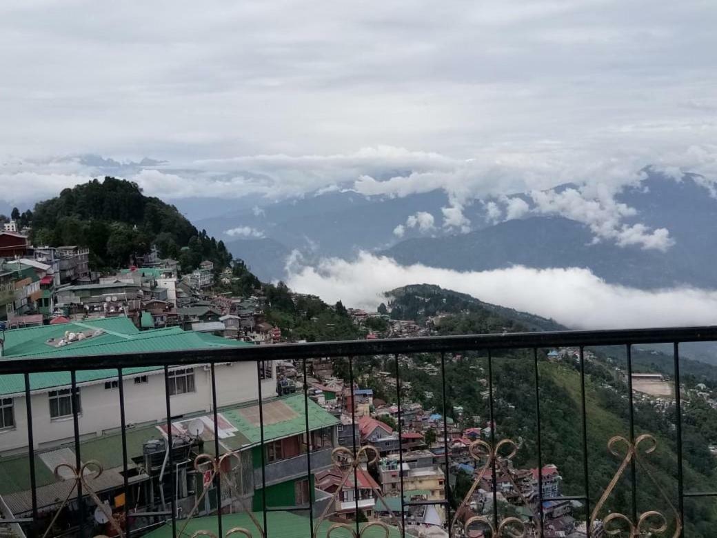 Long Island Darjeeling (West Bengal)