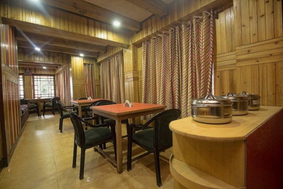 Hotel Broadway Annexe Darjeeling (West Bengal)