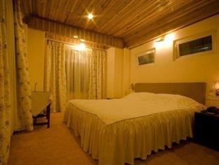 Hotel Everest 2*