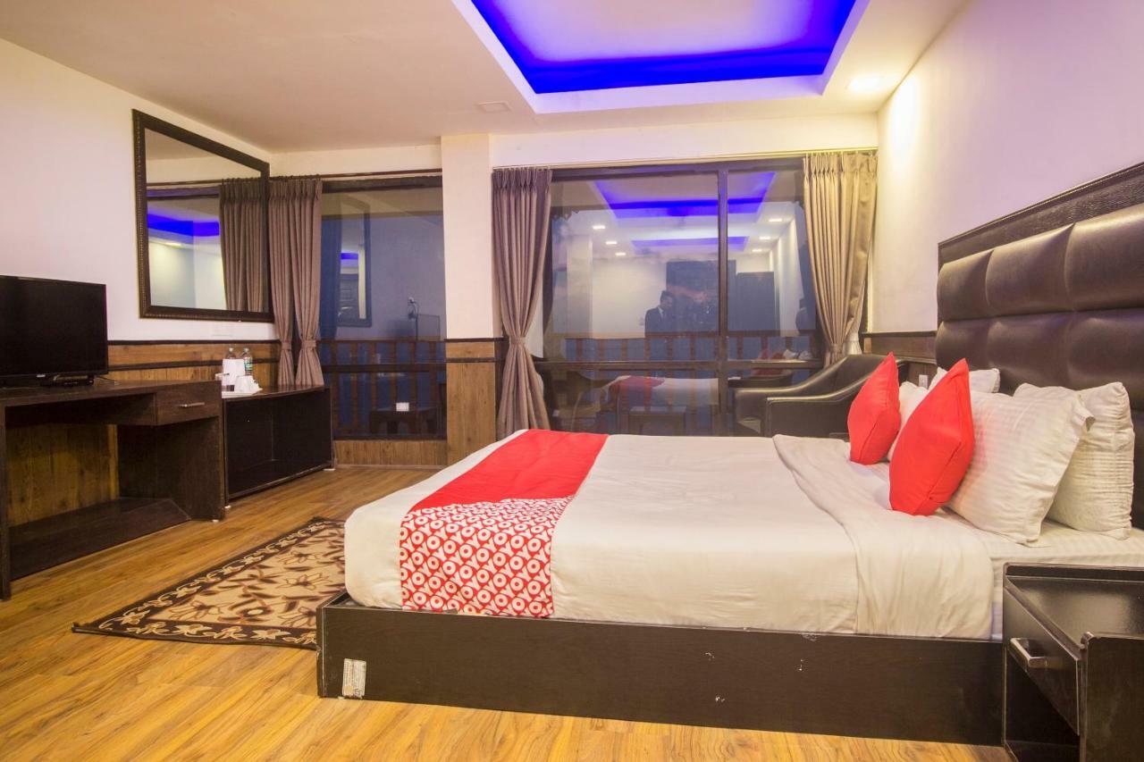 Hotel Capital O 22215 Sian & 3*