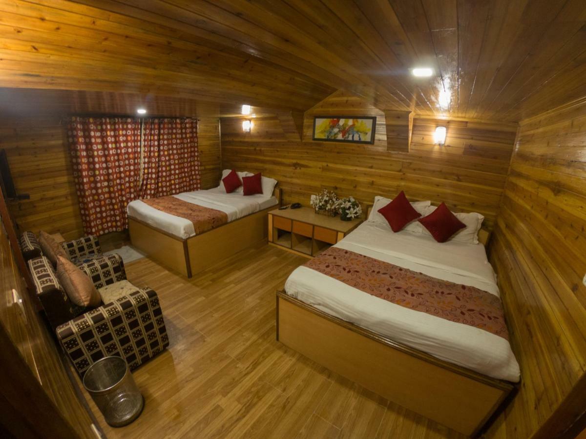 Broadway Annexe Darjeeling (West Bengal)