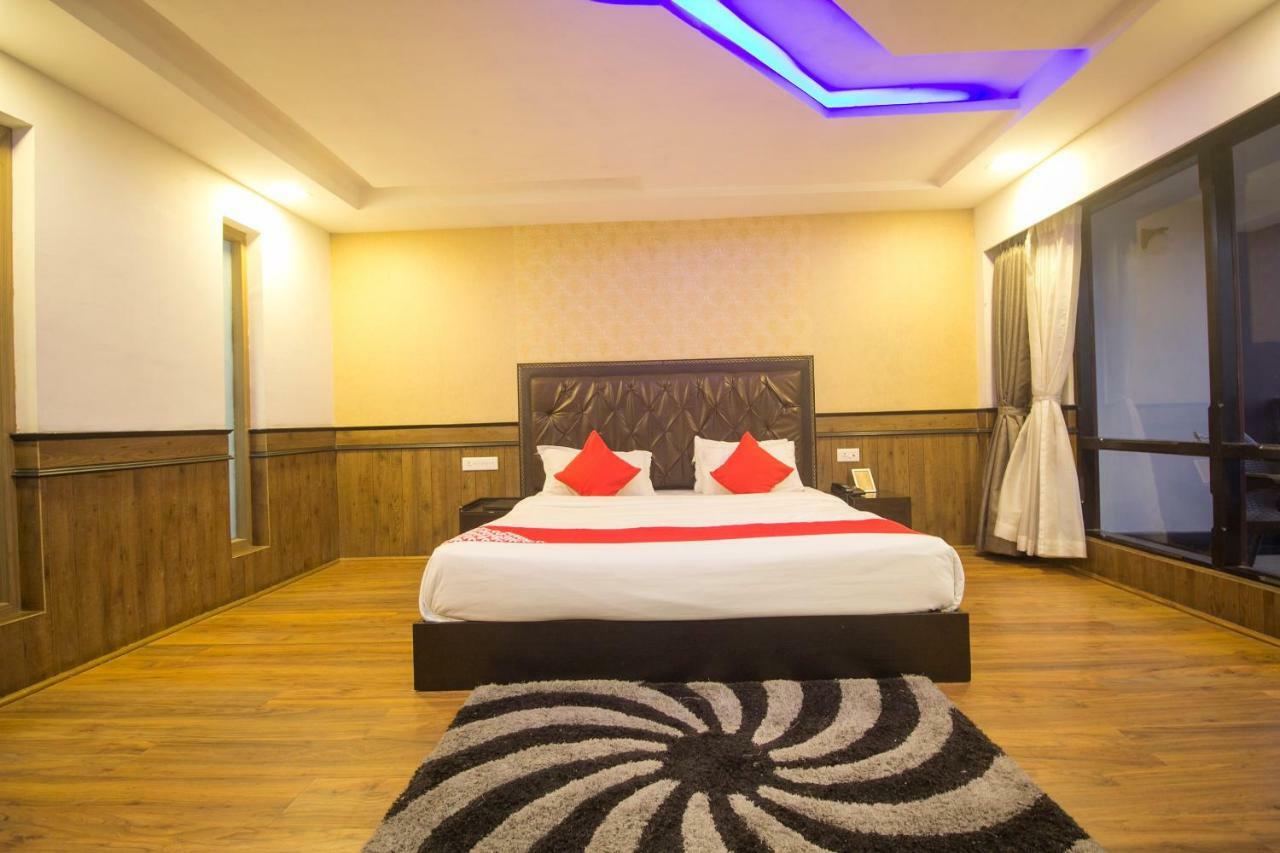 Hotel Capital O 22215 Sian & 3*