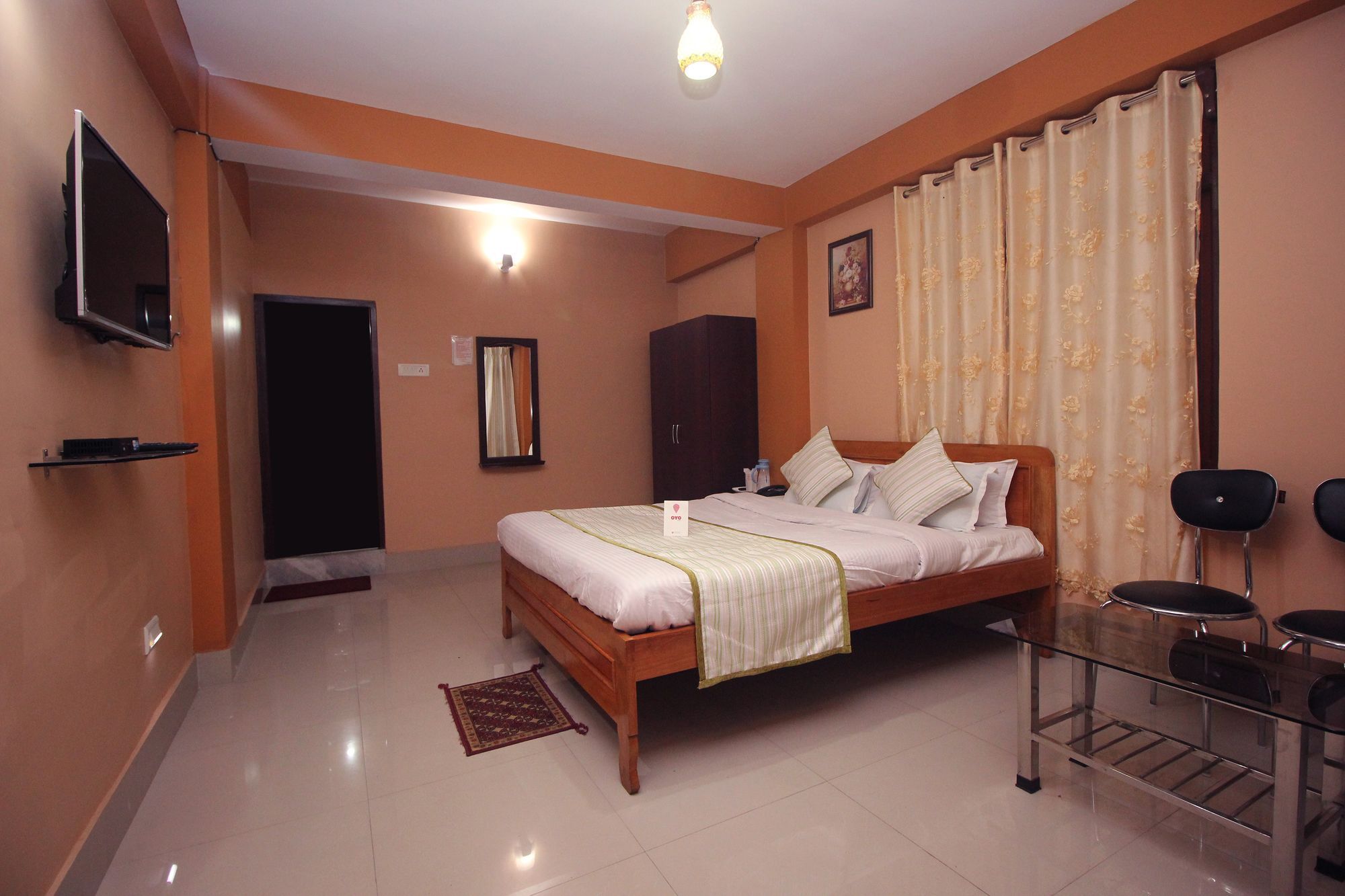 Oyo 6692 Shanti Priya Hotel