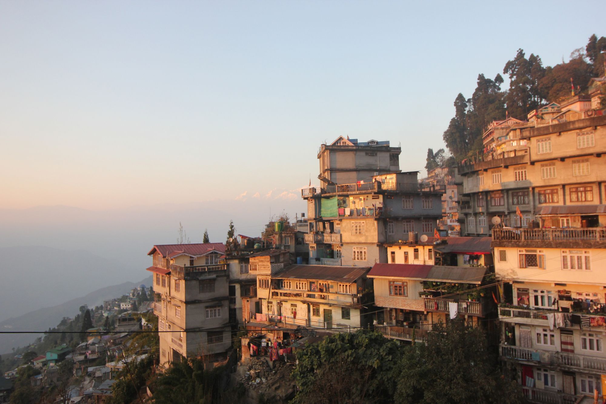 Oyo 6692 Shanti Priya Hotel