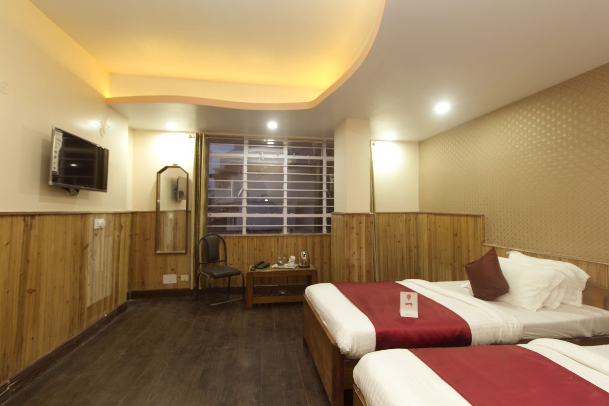 Hotel Oyo 8591 The Parklane 3*