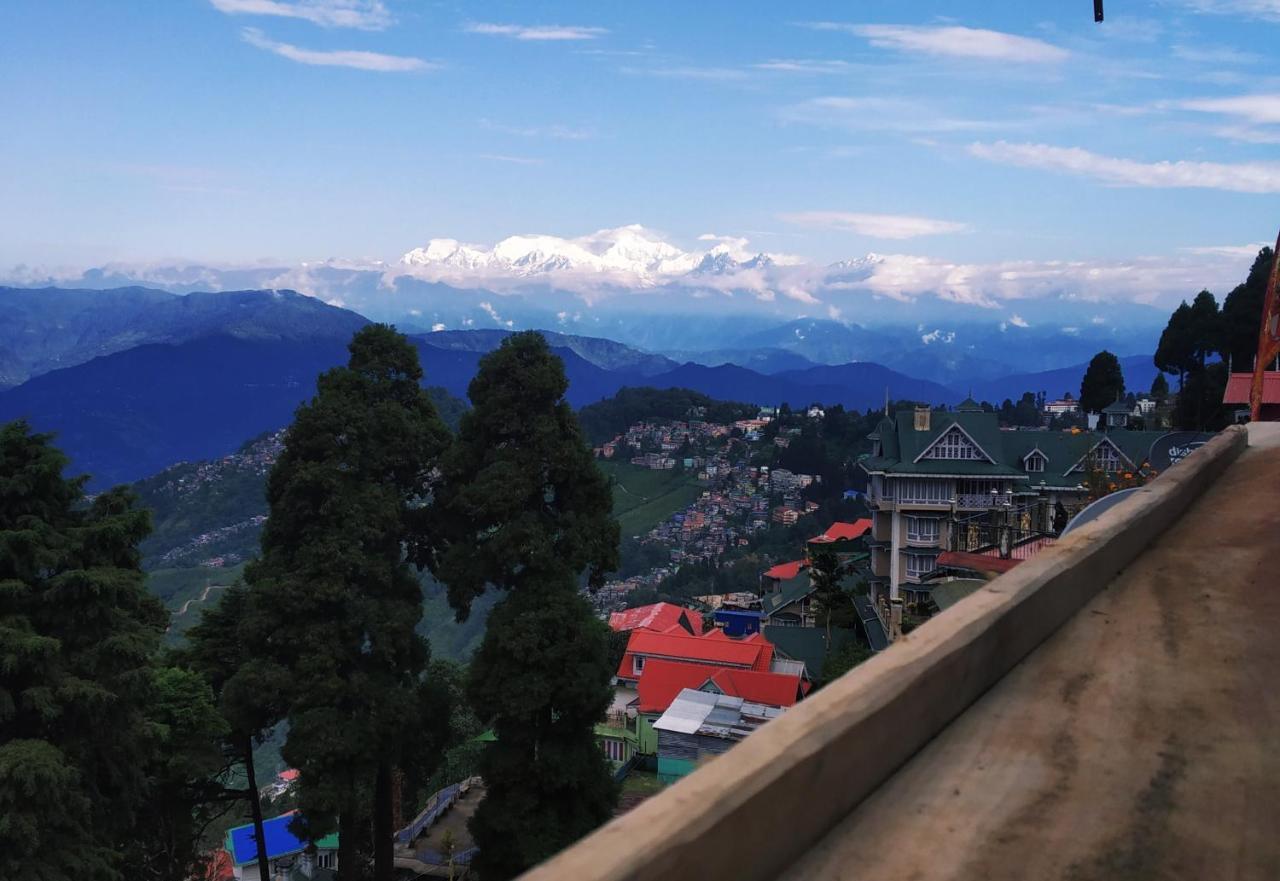 Homestay Darjeeling Heights - A Boutique Mountain View