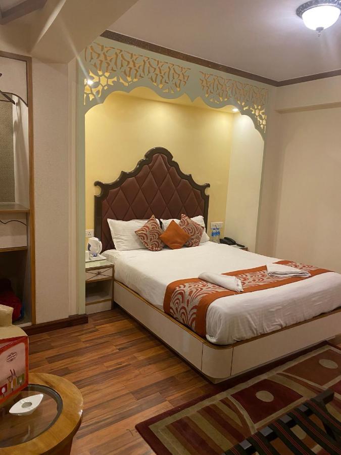 Omega Residency Inn 2*