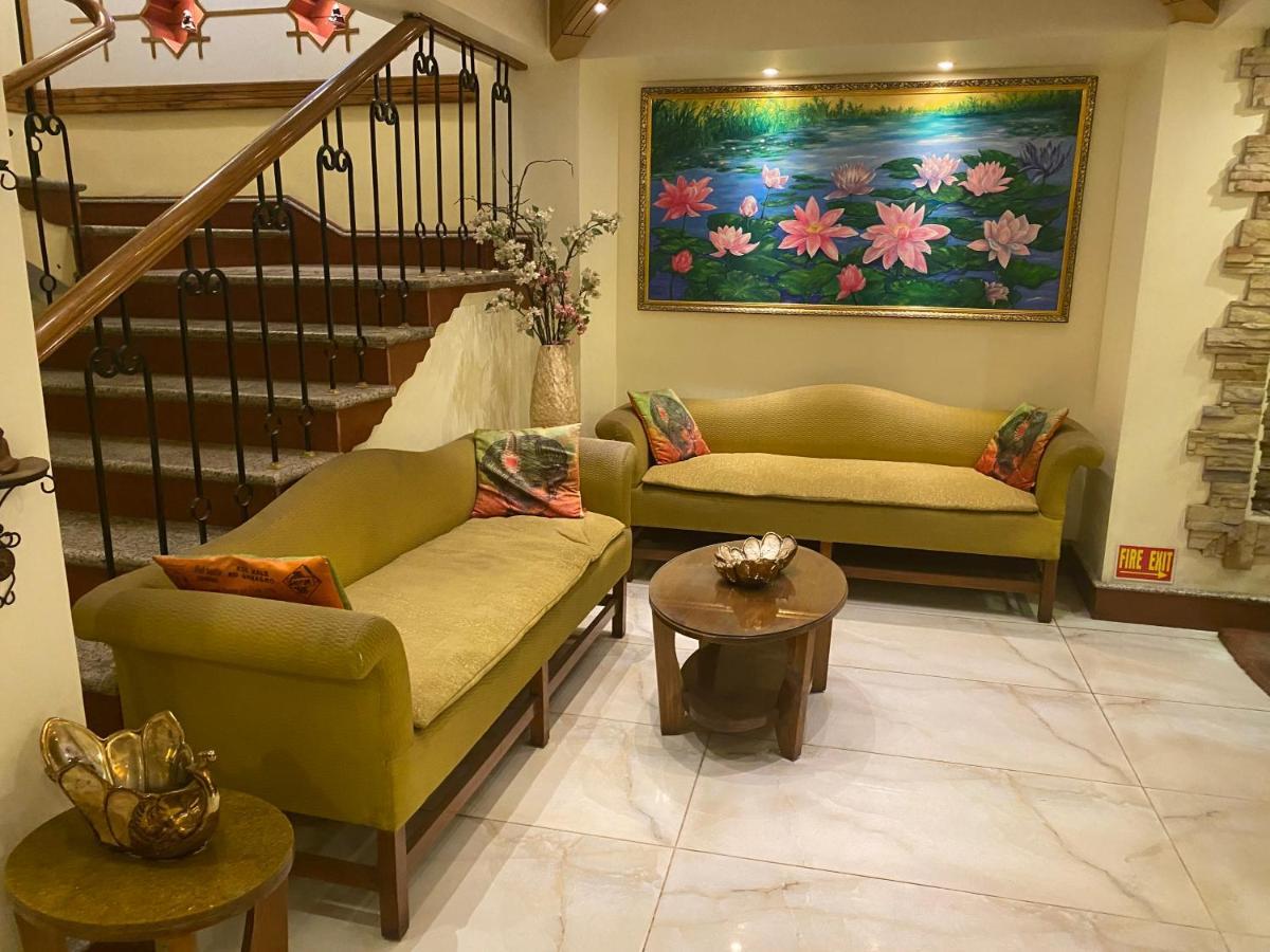 Omega Residency Inn 2*