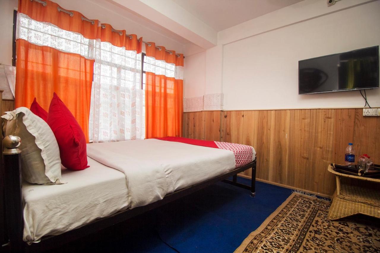 Hotel Oyo 6519 Batasia Loop