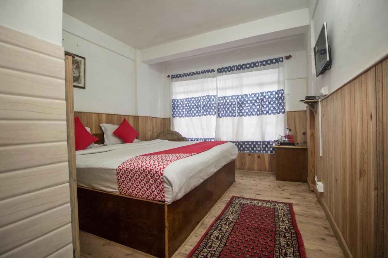 Hotel Oyo 6519 Batasia Loop