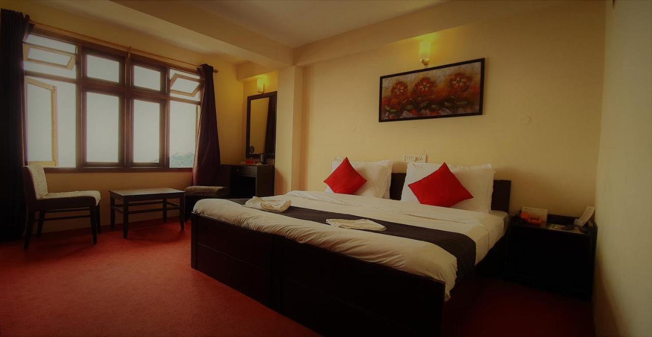 Hotel Sanderling Residency & *