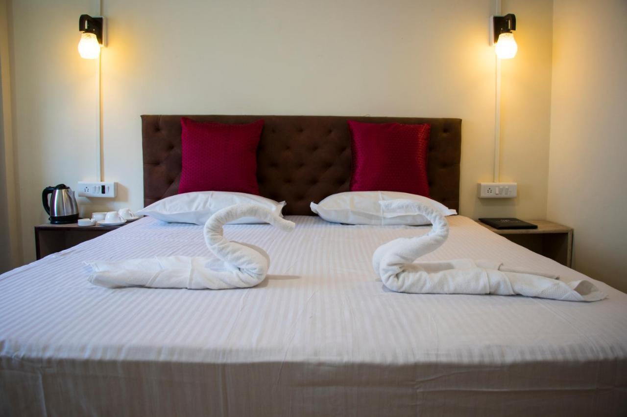 Hotel H-H Orchid ! Darjeeling Hotel-At-Prime-Location Spacious-Room With-Wi-Fi-Availability, Near-Mall-Road Hotel