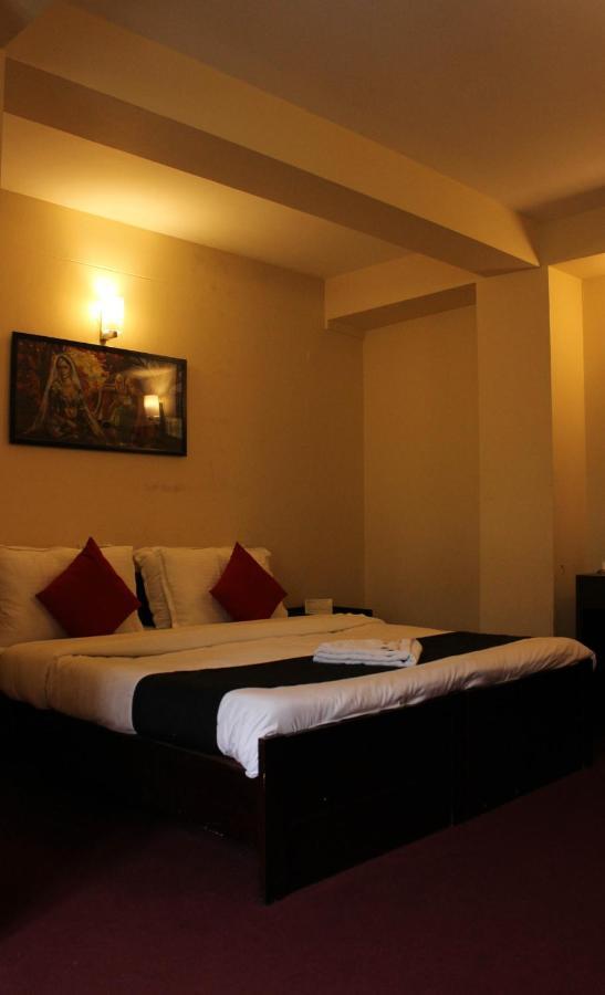 Hotel Sanderling Residency & *