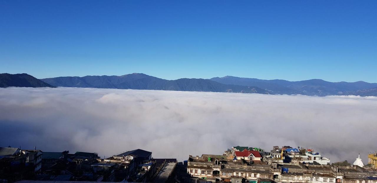 Sanderling Residency & * Darjeeling (West Bengal)