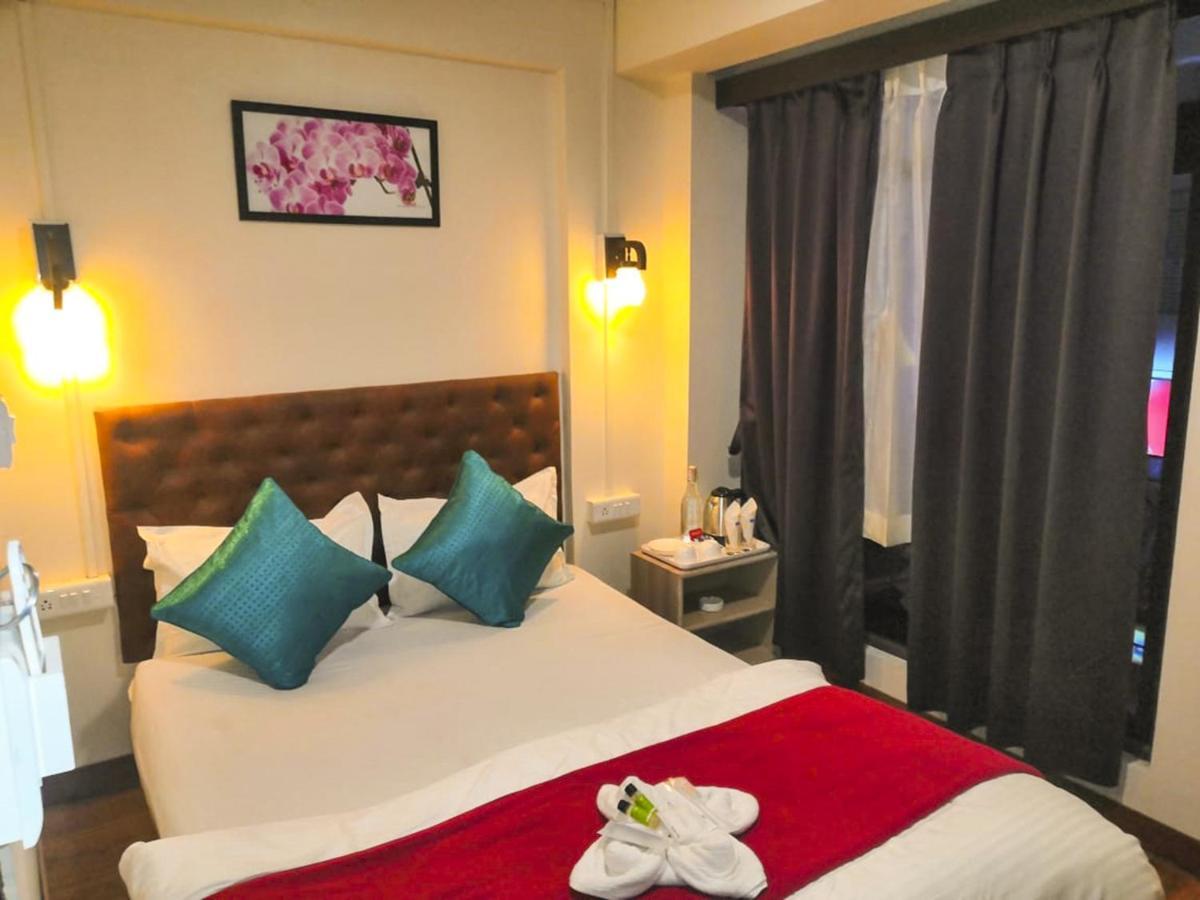 Hotel H-H Orchid ! Darjeeling Hotel-At-Prime-Location Spacious-Room With-Wi-Fi-Availability, Near-Mall-Road 3*