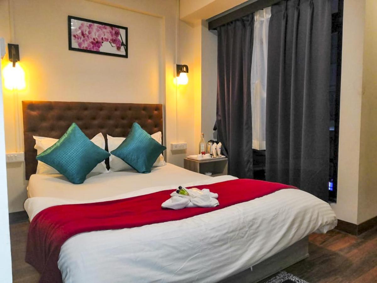 Hotel H-H Orchid ! Darjeeling Hotel-At-Prime-Location Spacious-Room With-Wi-Fi-Availability, Near-Mall-Road