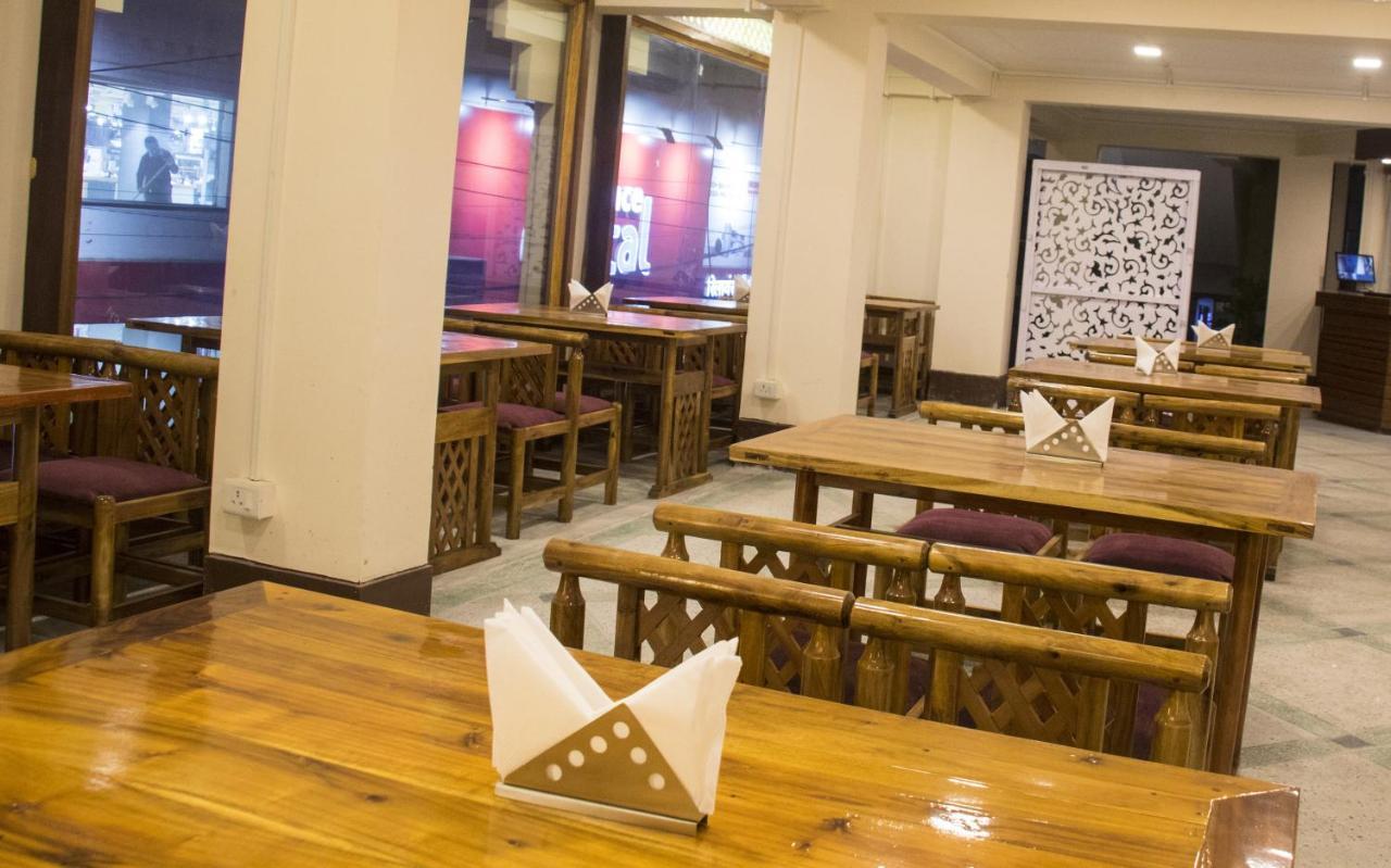Hotel H-H Orchid ! Darjeeling Hotel-At-Prime-Location Spacious-Room With-Wi-Fi-Availability, Near-Mall-Road Darjeeling (West Bengal)