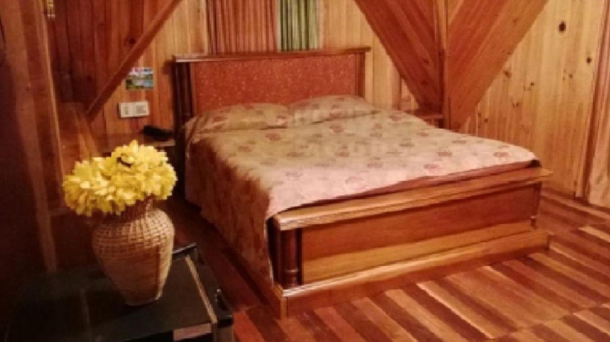 Mahayana, Darjeeling 3*