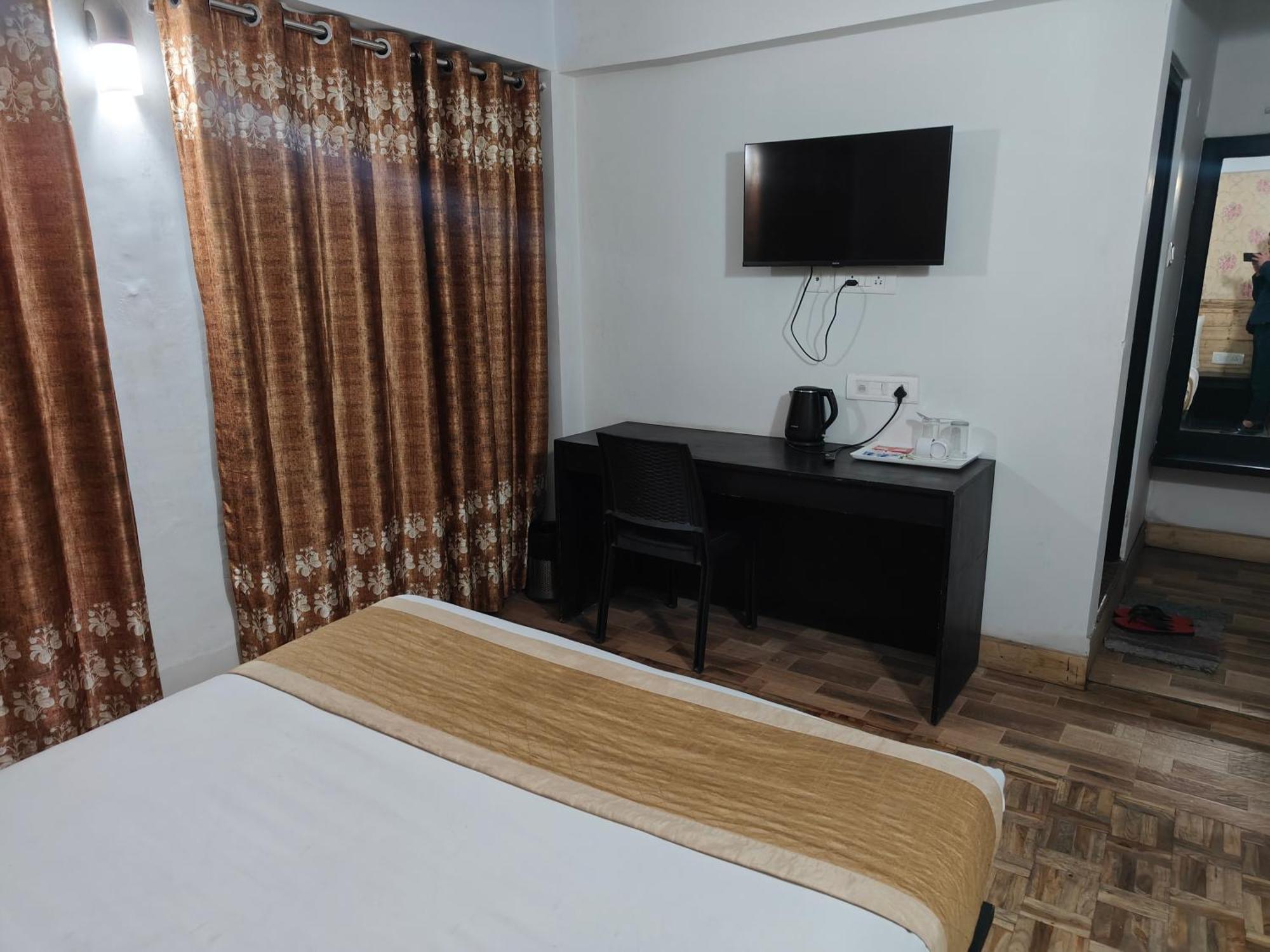 Hotel Cherrywood & Spa By Easygorooms