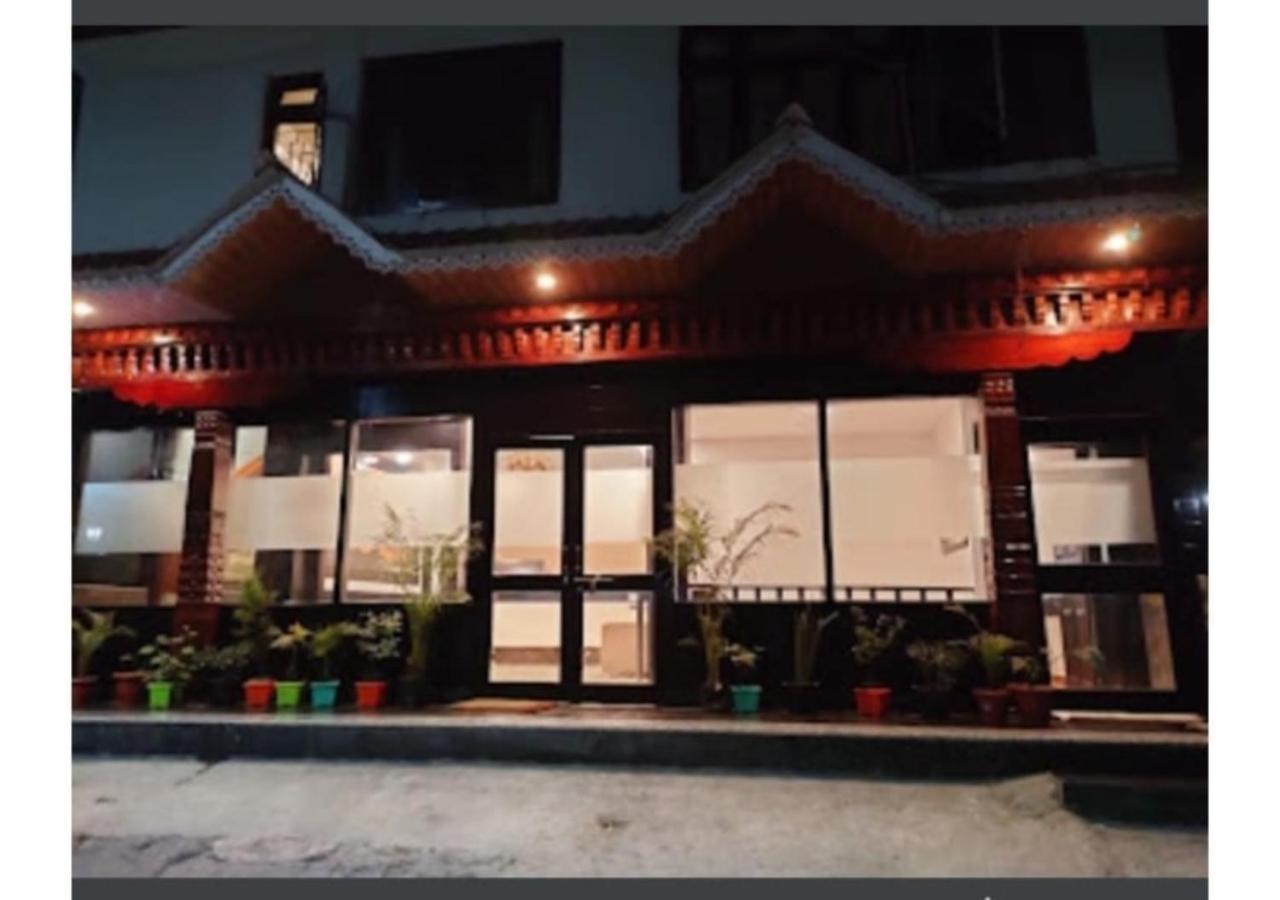 Hotel Cherrywood & Spa By Easygorooms Darjeeling (West Bengal)